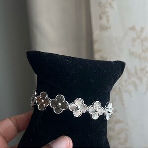 Adjustable Silver clover bangle